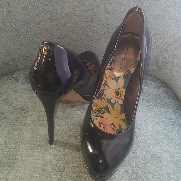 🎉Sale $20 Sexy Black Stilettos - Picture 4 of 10